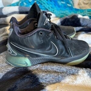 Nike Lebron 21 Basketball Shoes Youth Kids